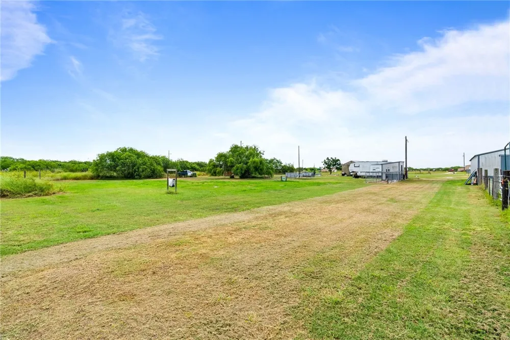 434 E County Road 2270 Riviera, TX 78379