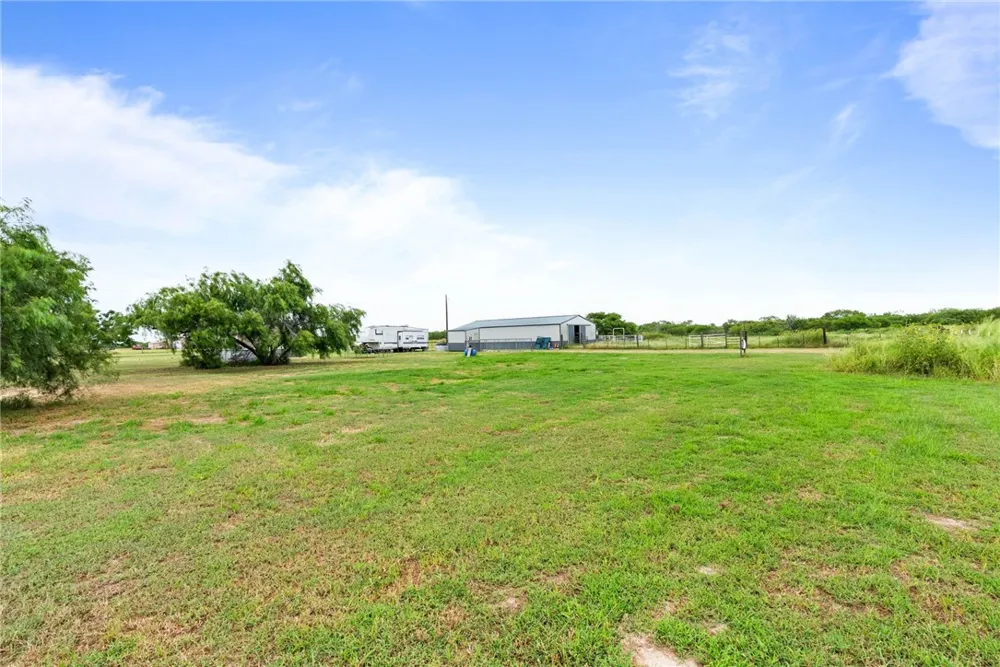 434 E County Road 2270 Riviera, TX 78379