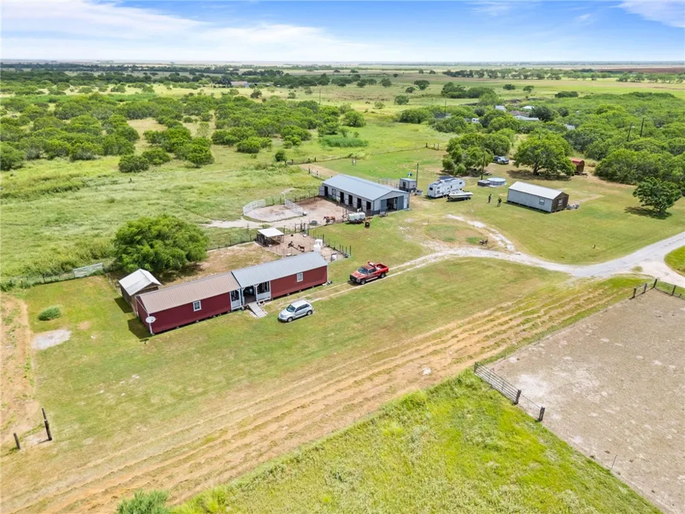434 E County Road 2270 Riviera, TX 78379