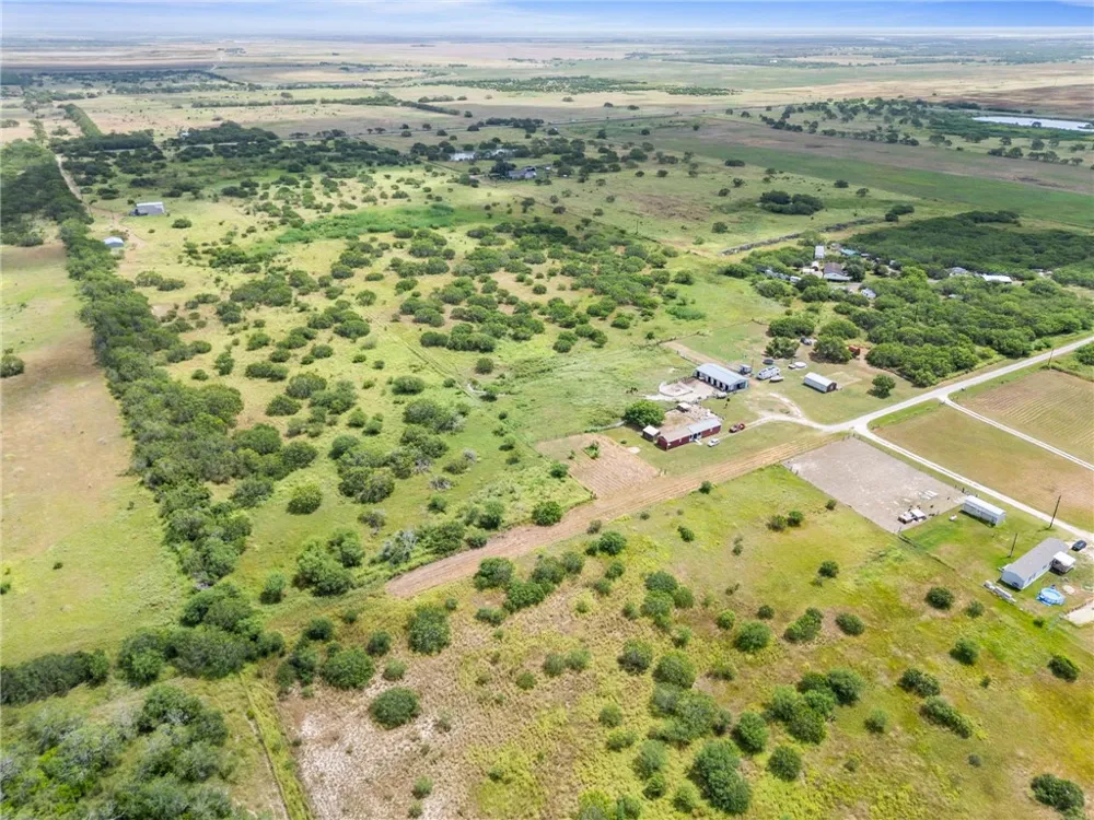 434 E County Road 2270 Riviera, TX 78379