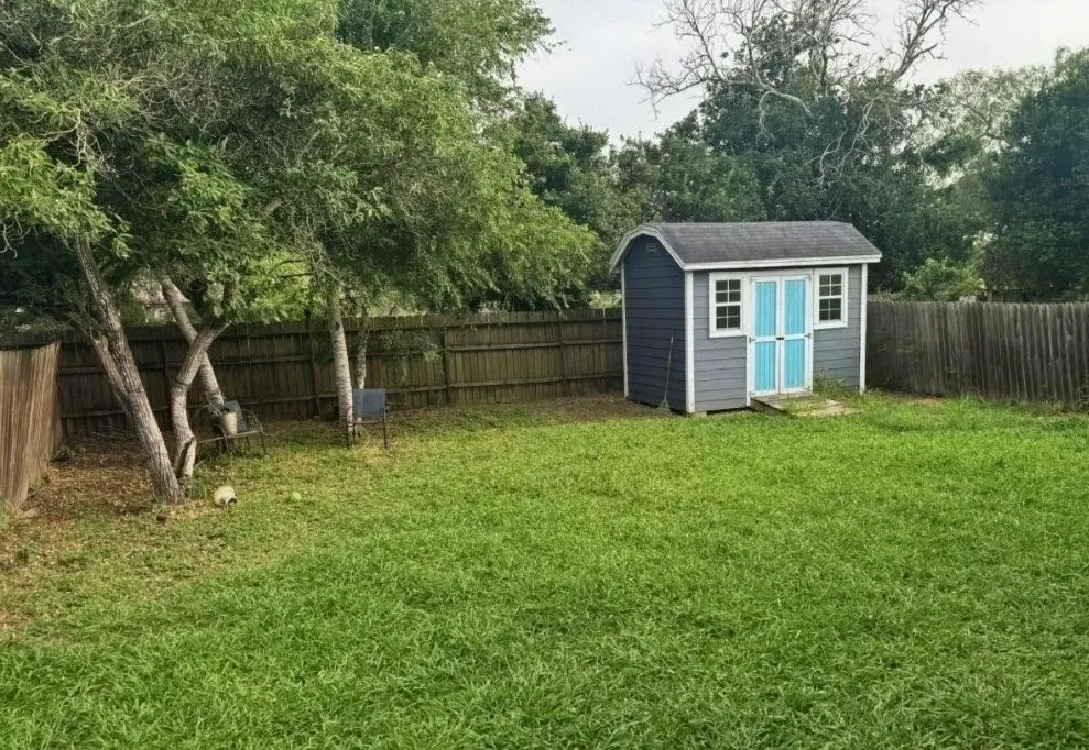 718 Seabreeze Street Alice, TX 78332