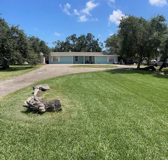 4058 Loop 1781 Rockport, TX 78382