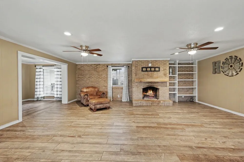 4005 Ridge Trail Dr. Robstown, TX 78380