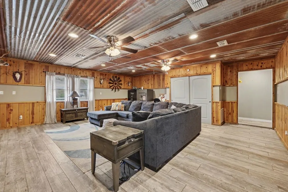 4005 Ridge Trail Dr. Robstown, TX 78380