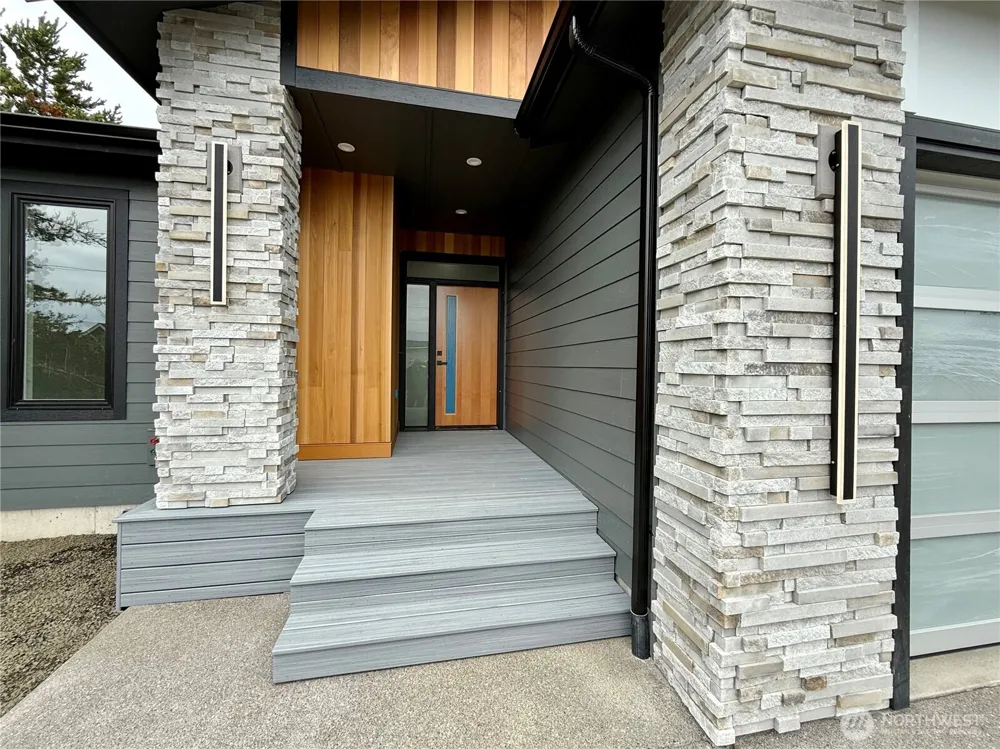 887 Texmar Avenue SW Ocean Shores, WA 98569