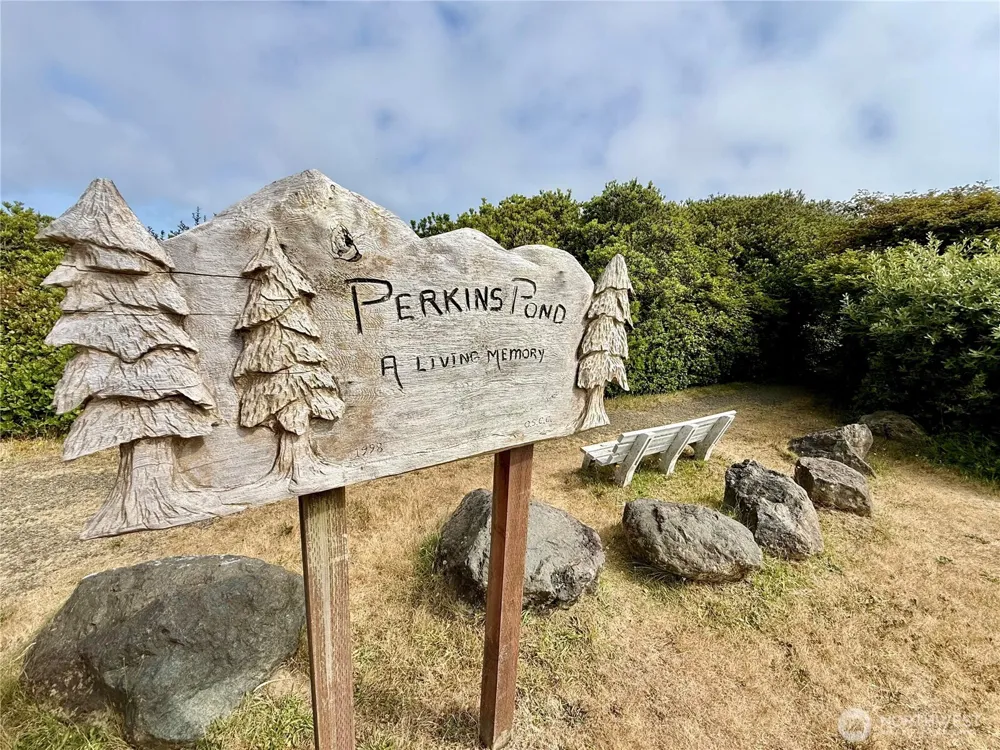 887 Texmar Avenue SW Ocean Shores, WA 98569