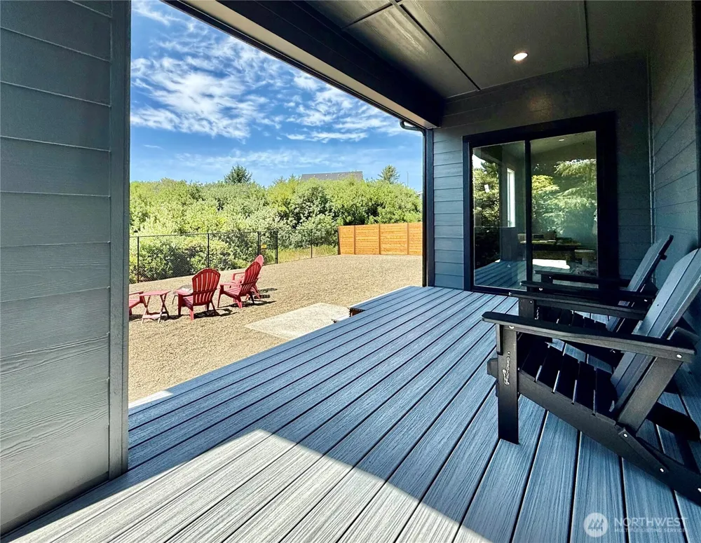 887 Texmar Avenue SW Ocean Shores, WA 98569