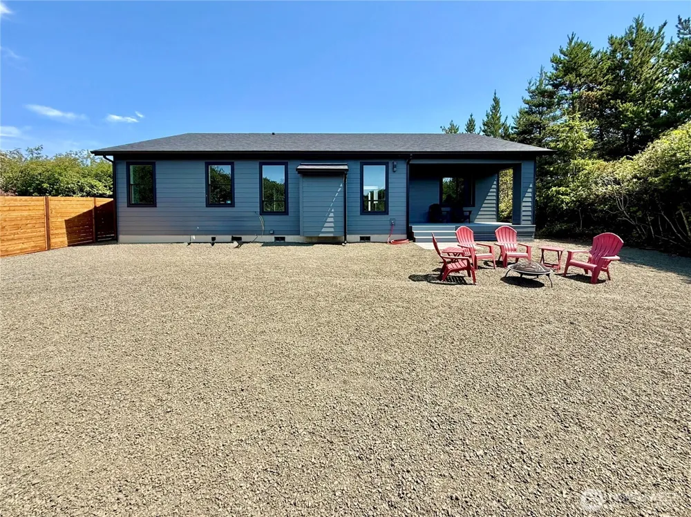 887 Texmar Avenue SW Ocean Shores, WA 98569