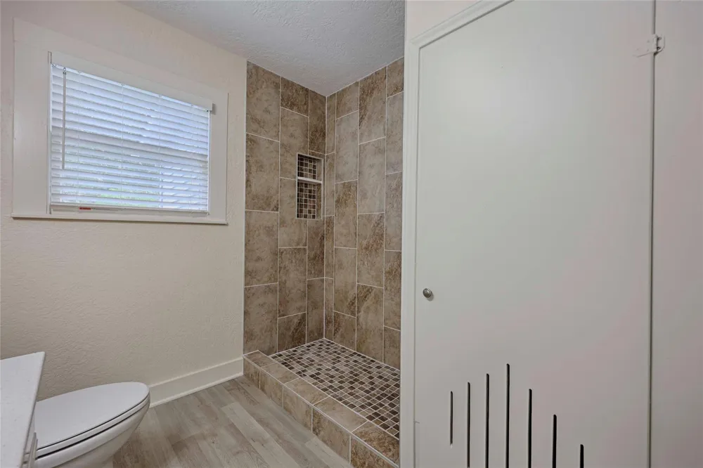 903 Glendale Street Hallettsville, TX 77964