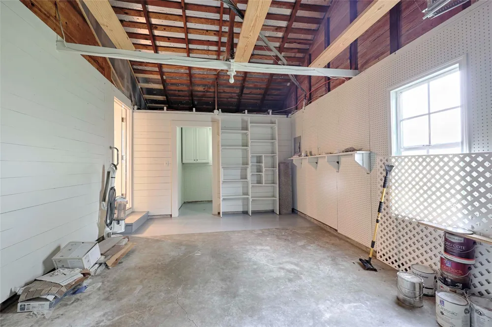 903 Glendale Street Hallettsville, TX 77964
