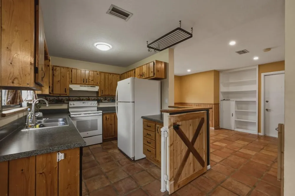 3274 NW 104TH TERRACE Sunrise, FL 33351