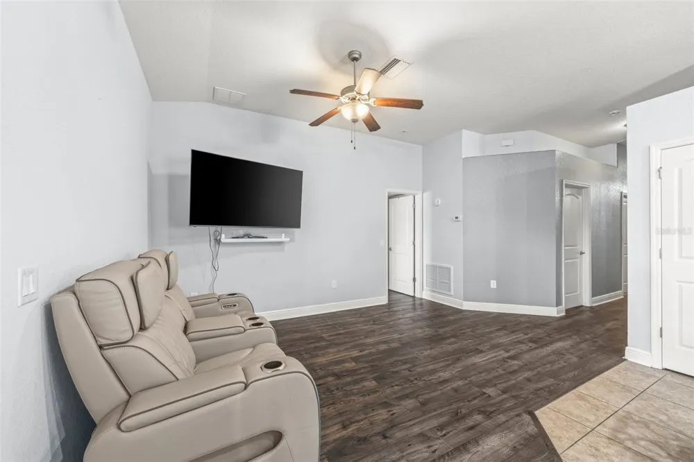 14358 EDINBURGH MOOR DRIVE Wimauma, FL 33598