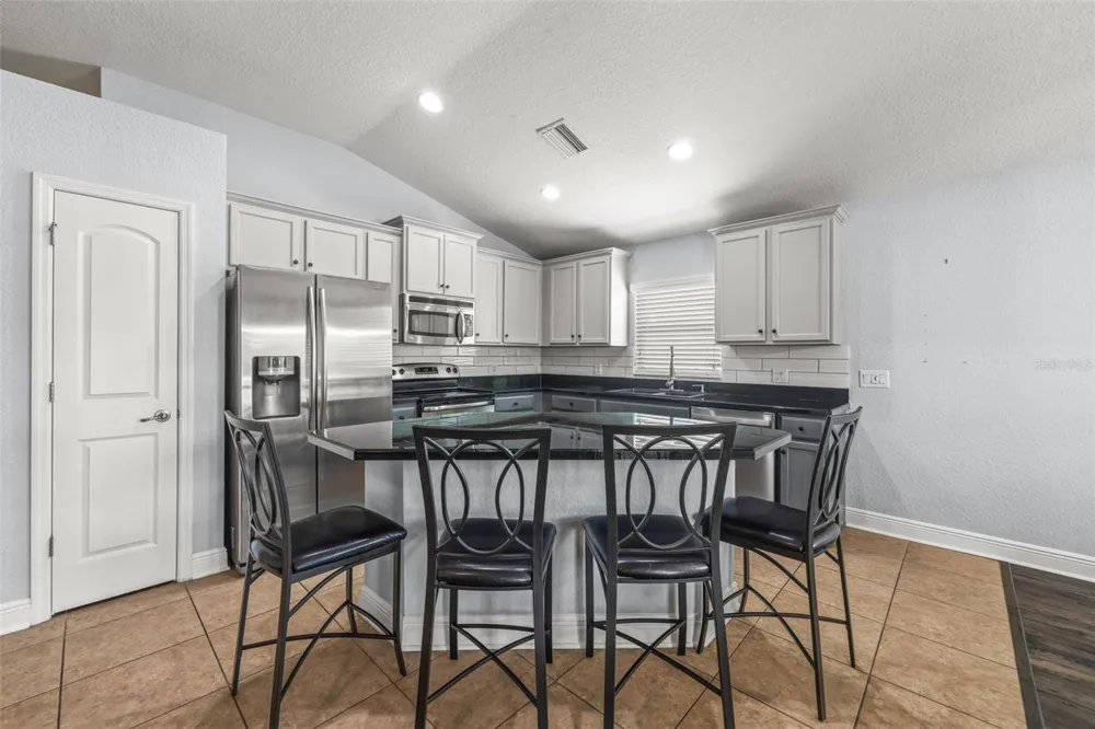 14358 EDINBURGH MOOR DRIVE Wimauma, FL 33598