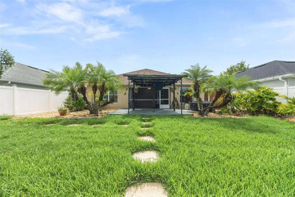 14358 EDINBURGH MOOR DRIVE Wimauma, FL 33598