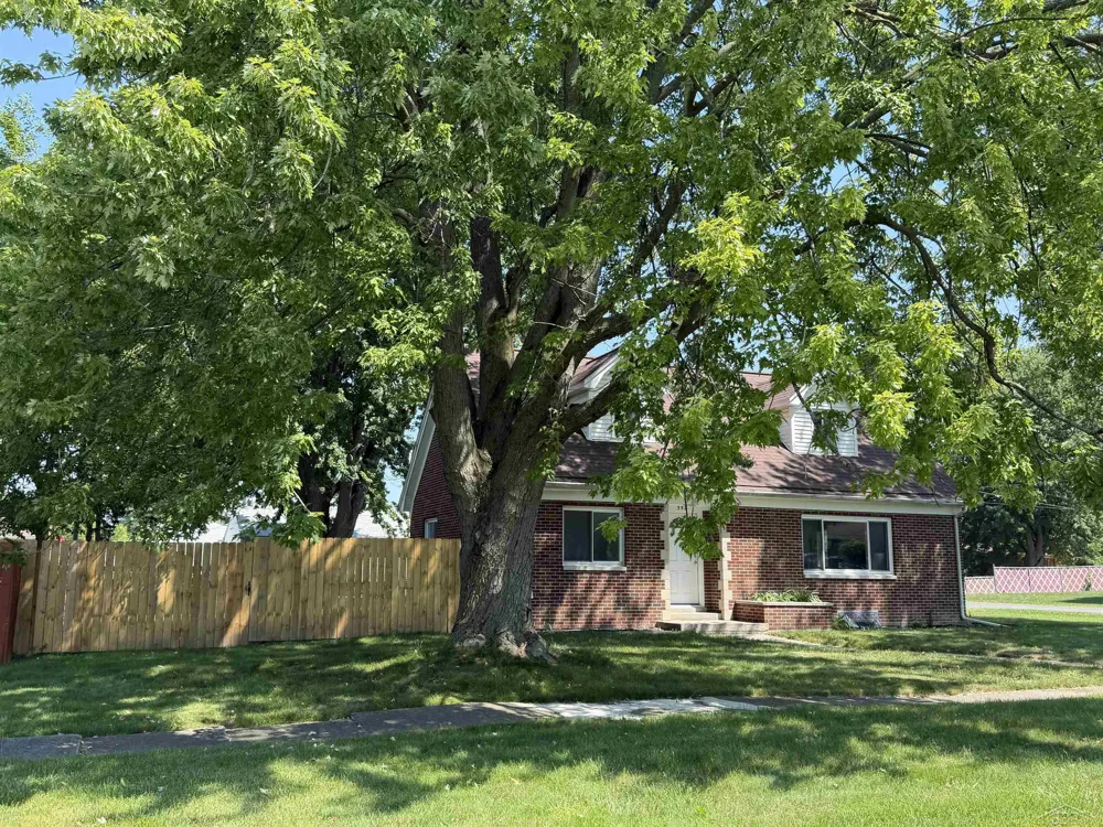 352 S 29th Street Buena Vista Charter Township, MI 48601