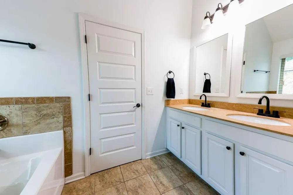 2098 Murry Trail Morrow, GA 30260