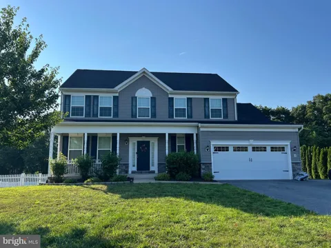 97 PORTSMOUTH COURT