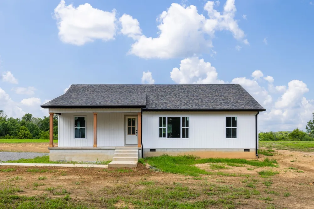 339 Oakmere Ln Lafayette, TN 37083