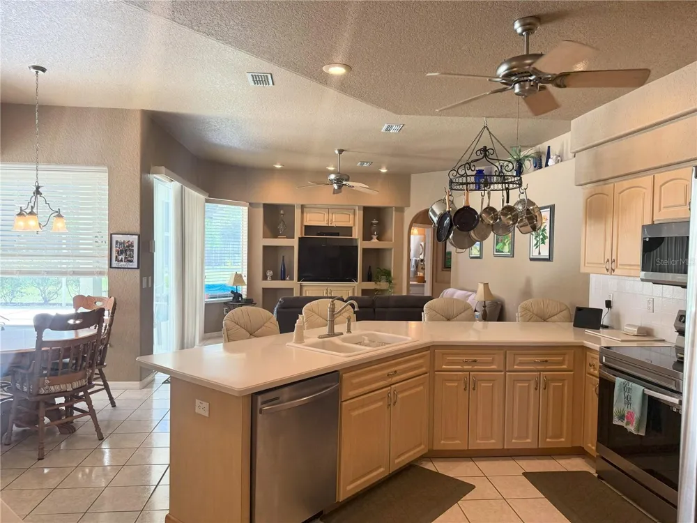 7552 RIVER COUNTRY DRIVE Weeki Wachee, FL 34607