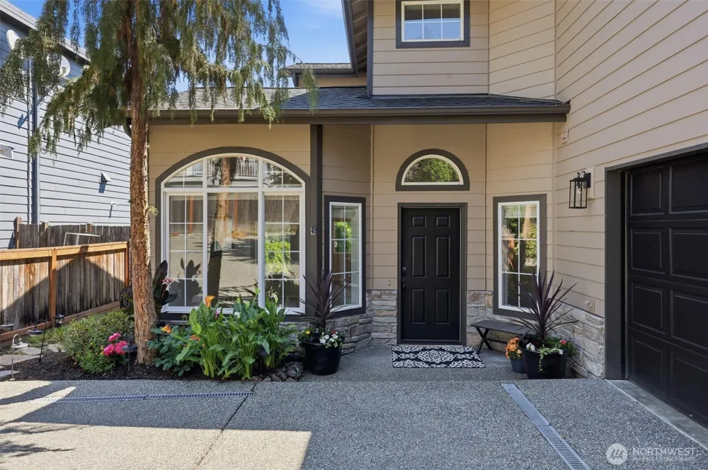 12036 89th Place NE Kirkland, WA 98034