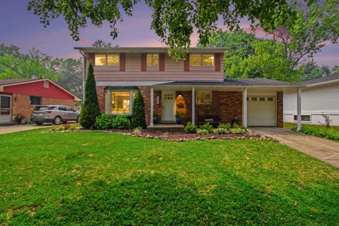 1221 Wines Drive