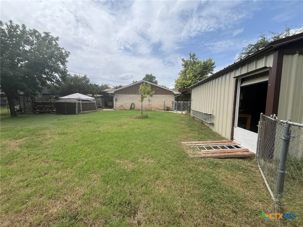 11 Ridgewood Drive Morgans Point Resort, TX 76513
