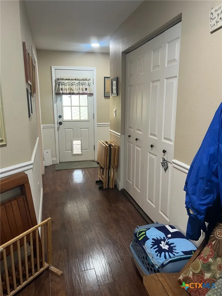 11 Ridgewood Drive Morgans Point Resort, TX 76513