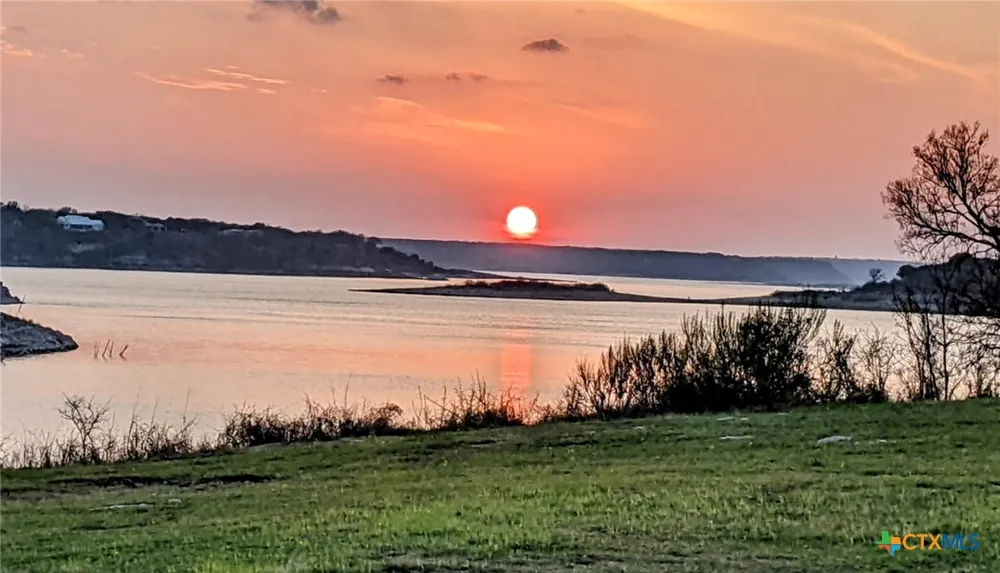 11 Ridgewood Drive Morgans Point Resort, TX 76513