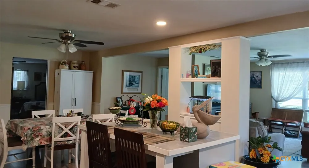 11 Ridgewood Drive Morgans Point Resort, TX 76513