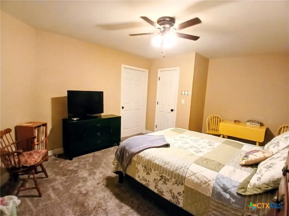 11 Ridgewood Drive Morgans Point Resort, TX 76513