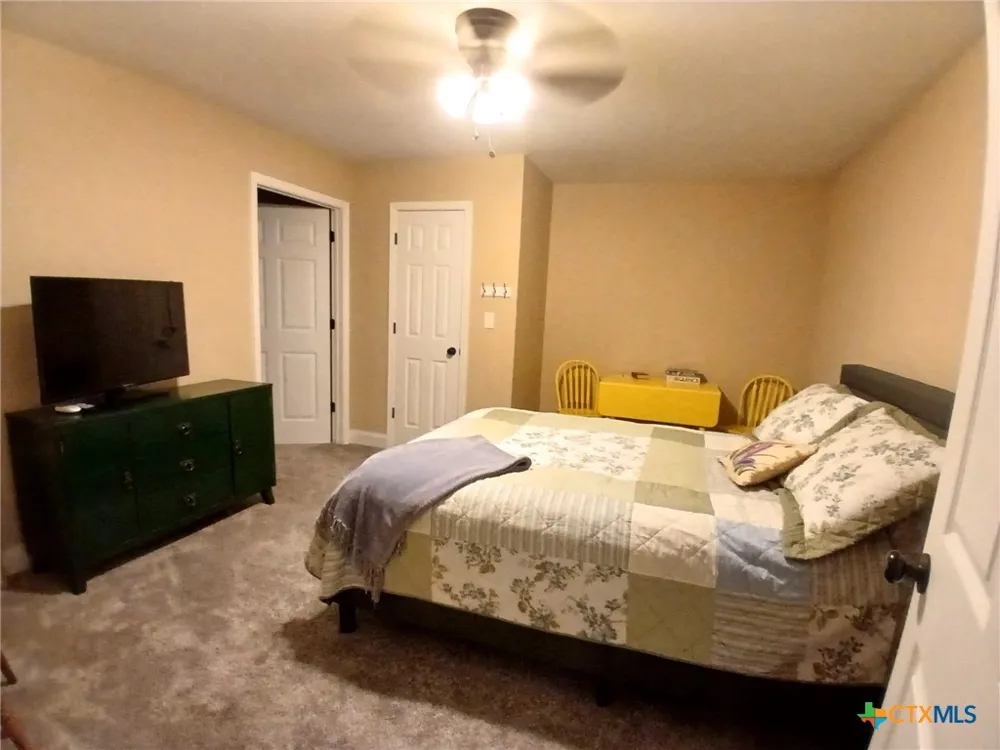 11 Ridgewood Drive Morgans Point Resort, TX 76513