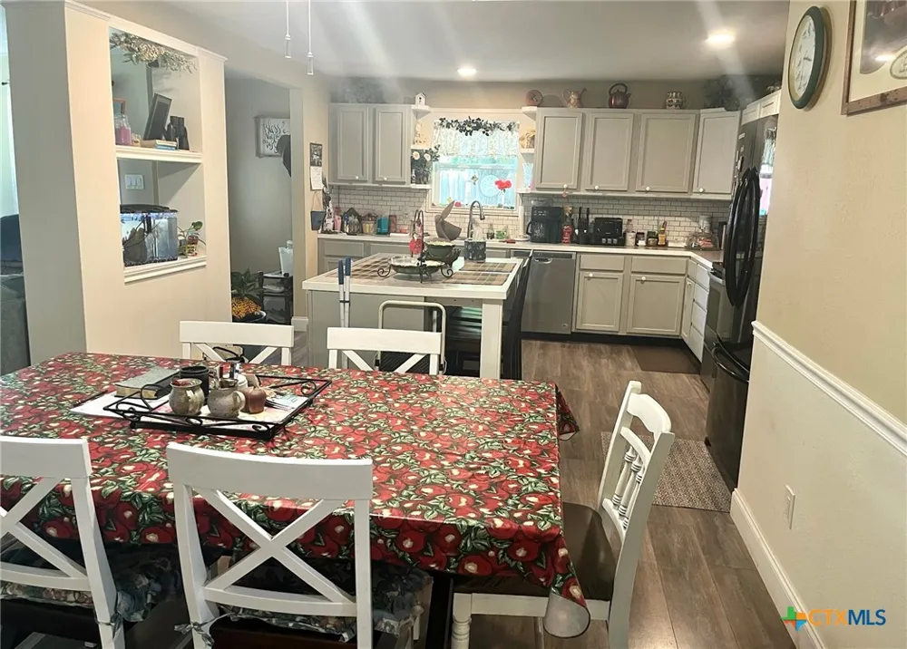 11 Ridgewood Drive Morgans Point Resort, TX 76513