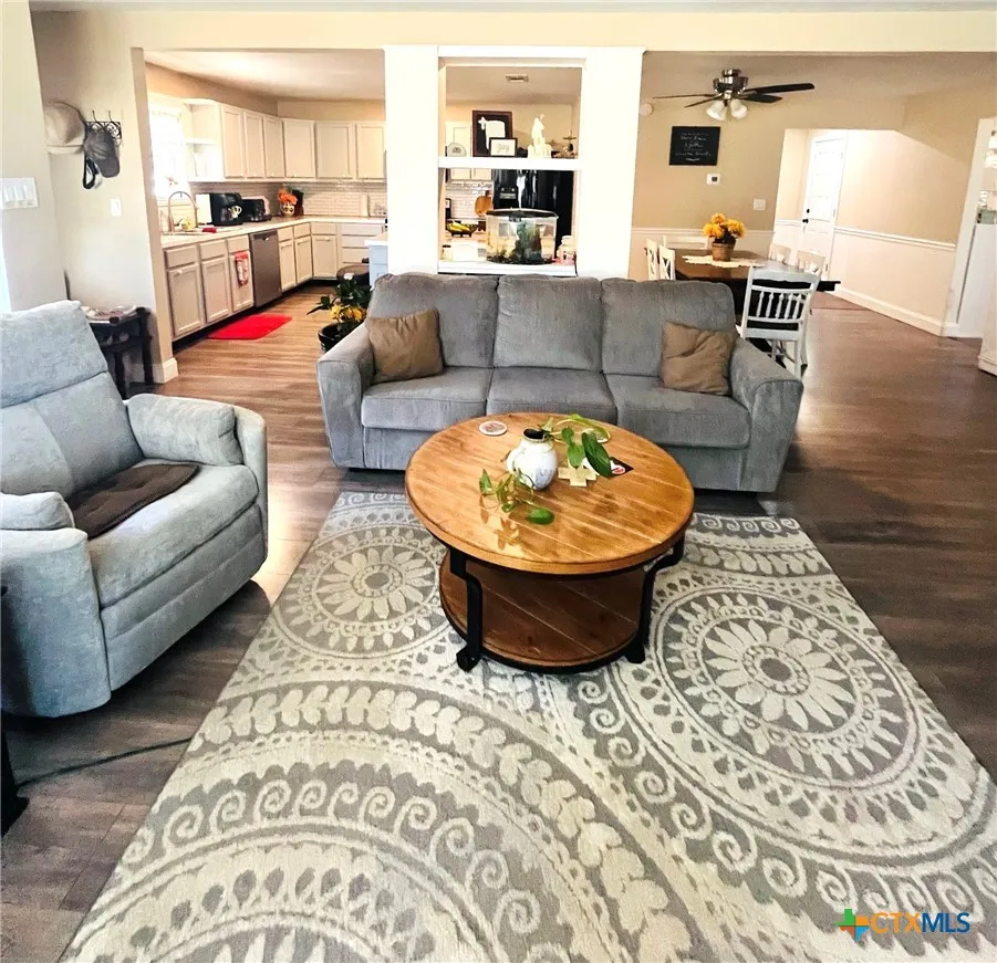 11 Ridgewood Drive Morgans Point Resort, TX 76513