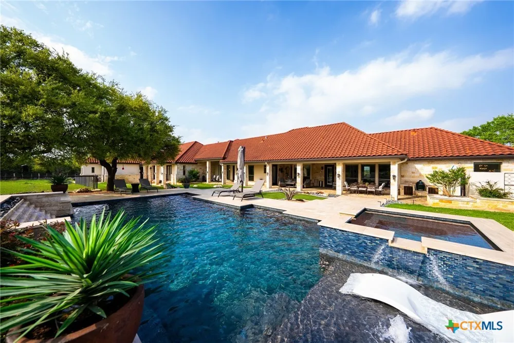 376 San Marcos Trail New Braunfels, TX 78132