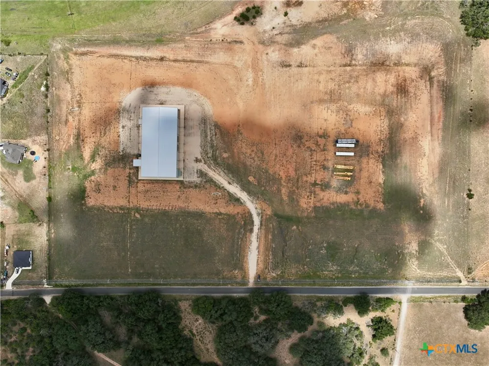 7837 Old Campbellton Road Pleasanton, TX 78064