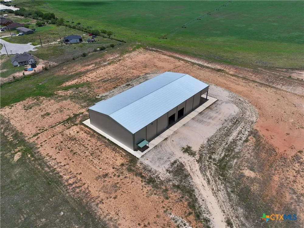 7837 Old Campbellton Road Pleasanton, TX 78064