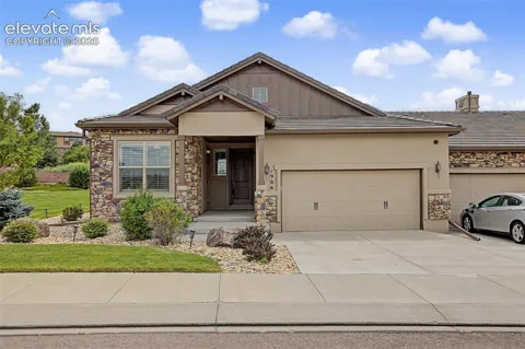 1906 Villa Creek Circle