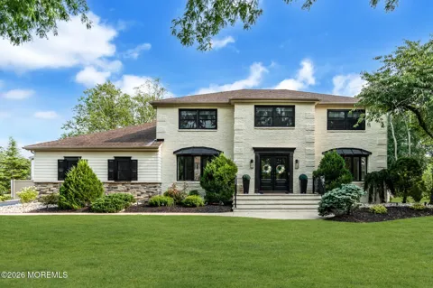 11 Verrazano Drive