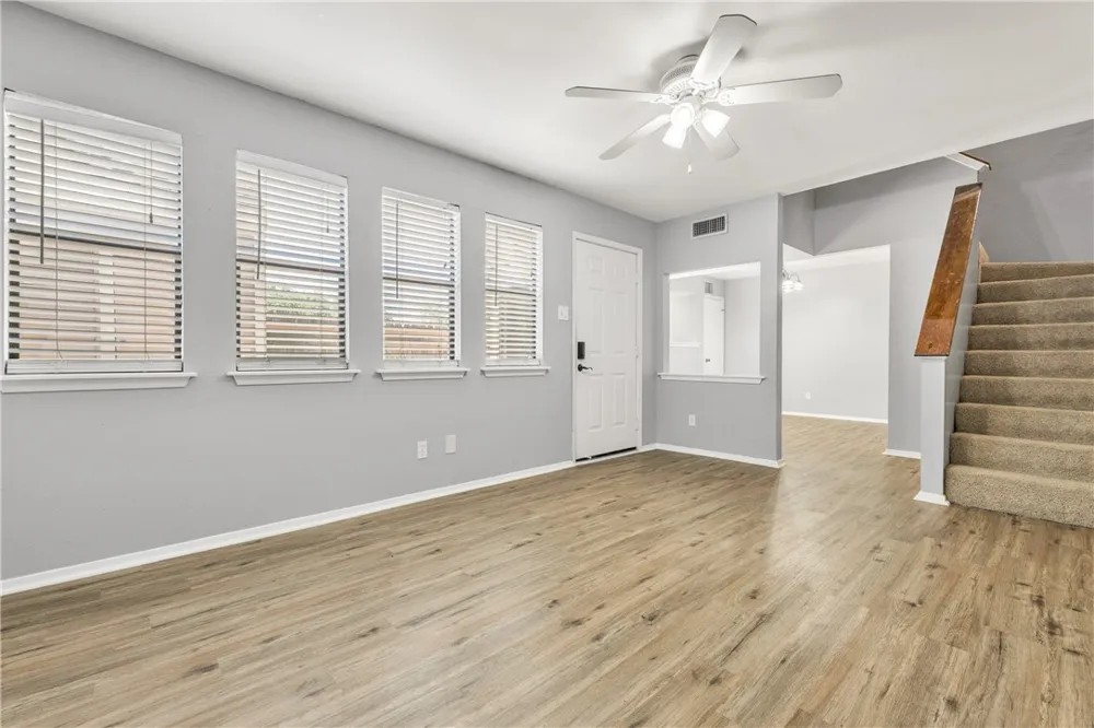 2101 Barak Lane #17 Bryan, TX 77802