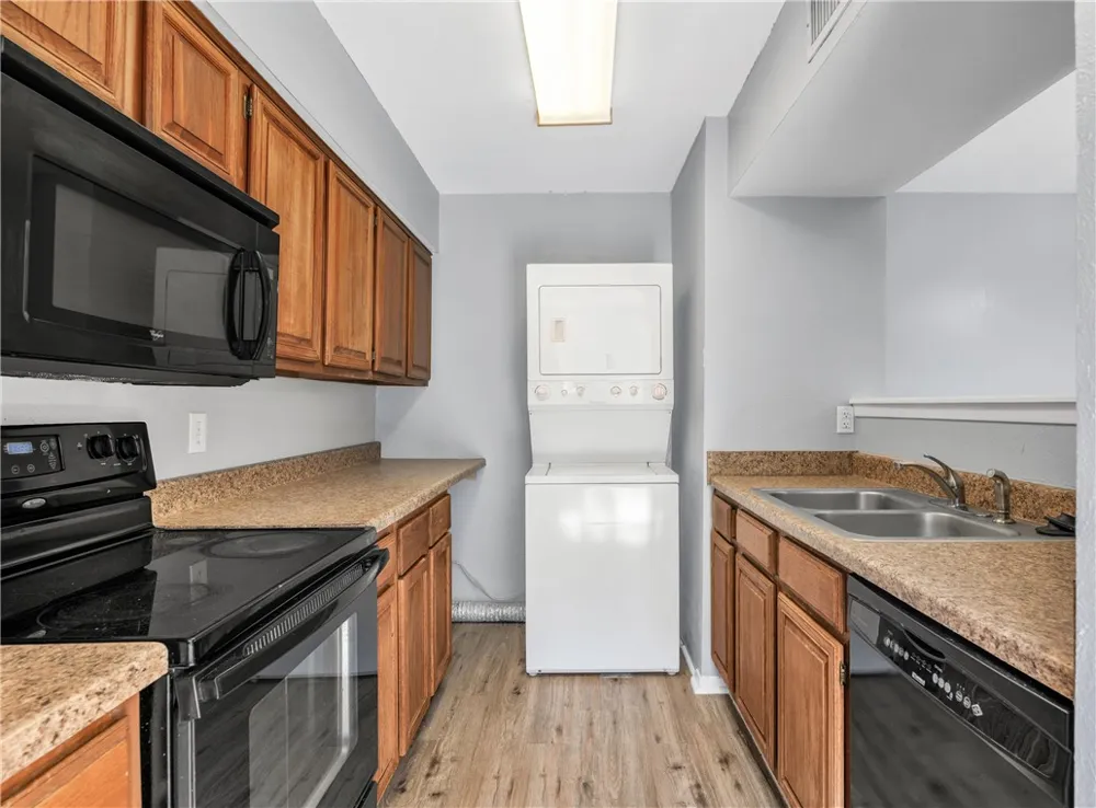 2101 Barak Lane #17 Bryan, TX 77802