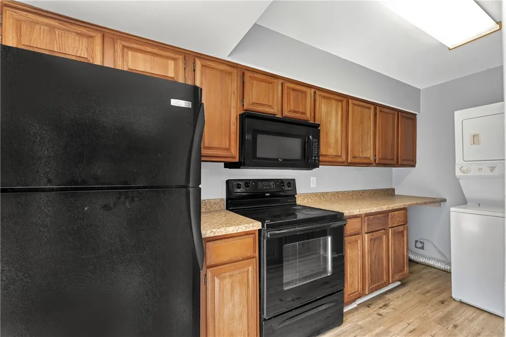 2101 Barak Lane #17 Bryan, TX 77802