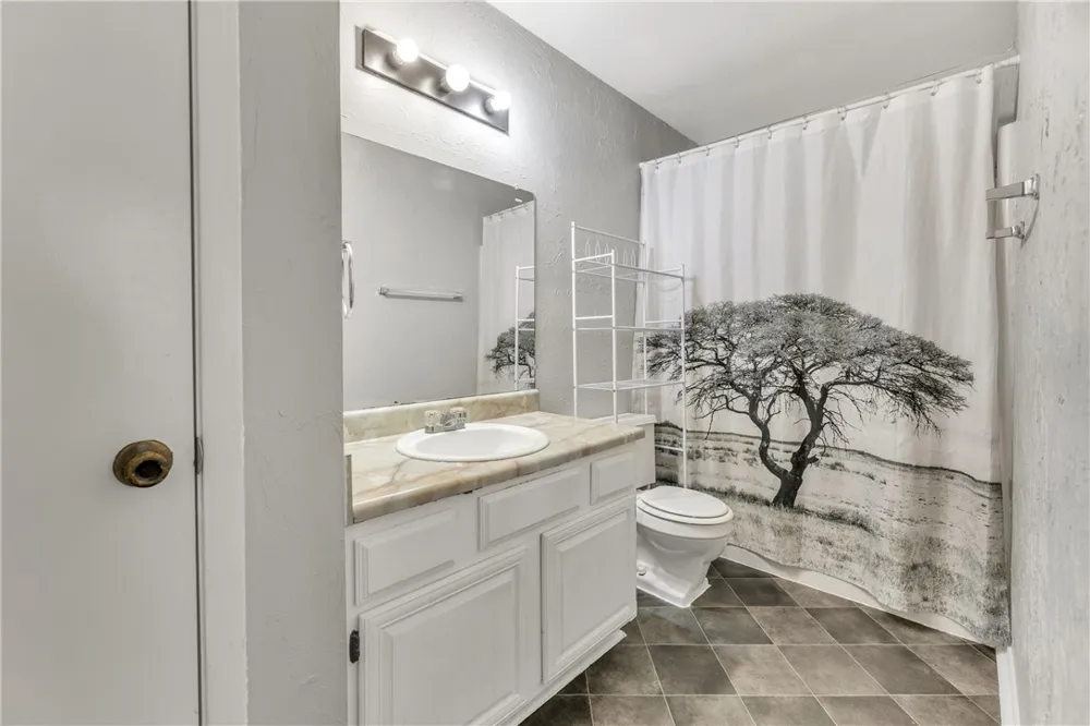 2101 Barak Lane #17 Bryan, TX 77802