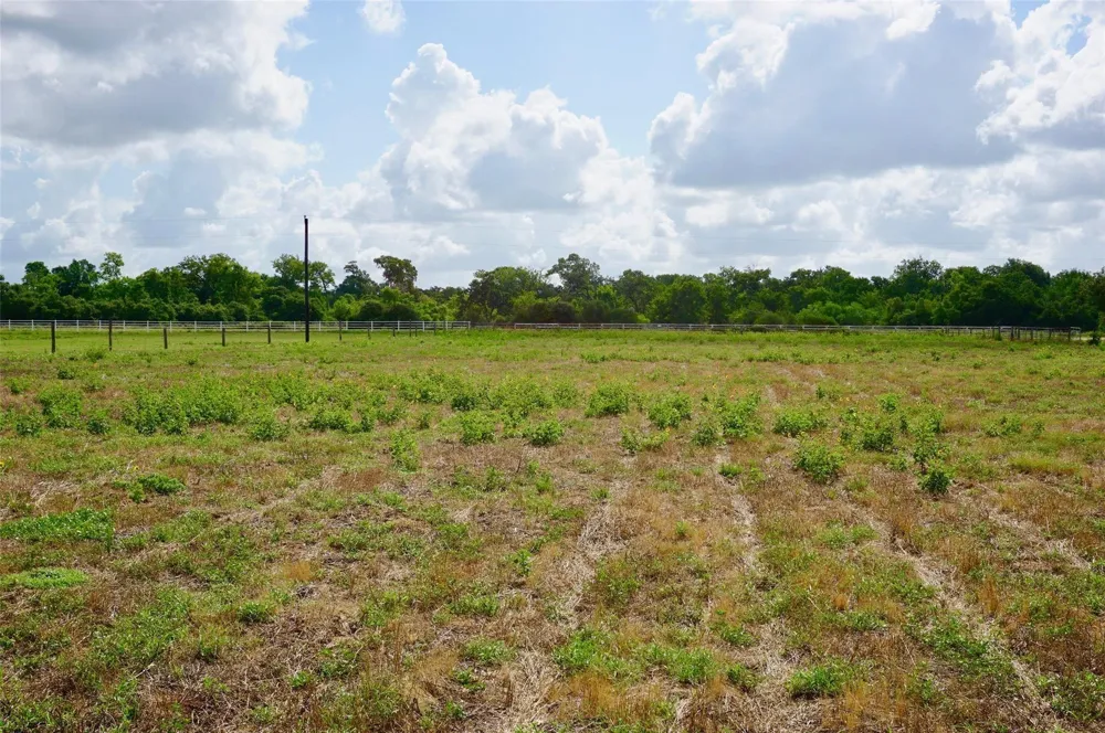 16263 Groce Lane Hempstead, TX 77445