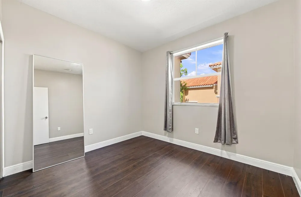 732 SW 106th Avenue #2011 Pembroke Pines, FL 33025