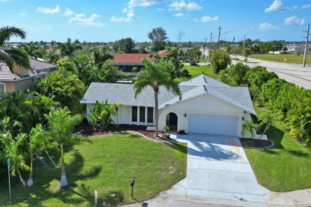4800 SW 12TH PLACE Cape Coral, FL 33914