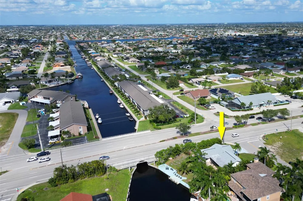 4800 SW 12TH PLACE Cape Coral, FL 33914