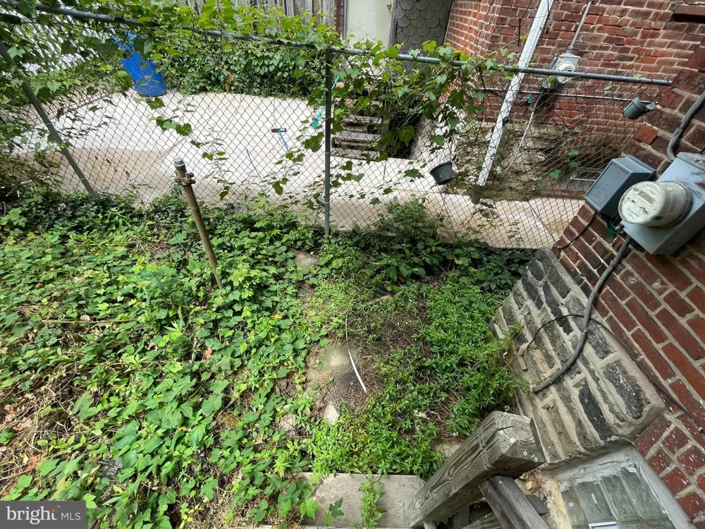 4936 9TH STREET Philadelphia, PA 19141