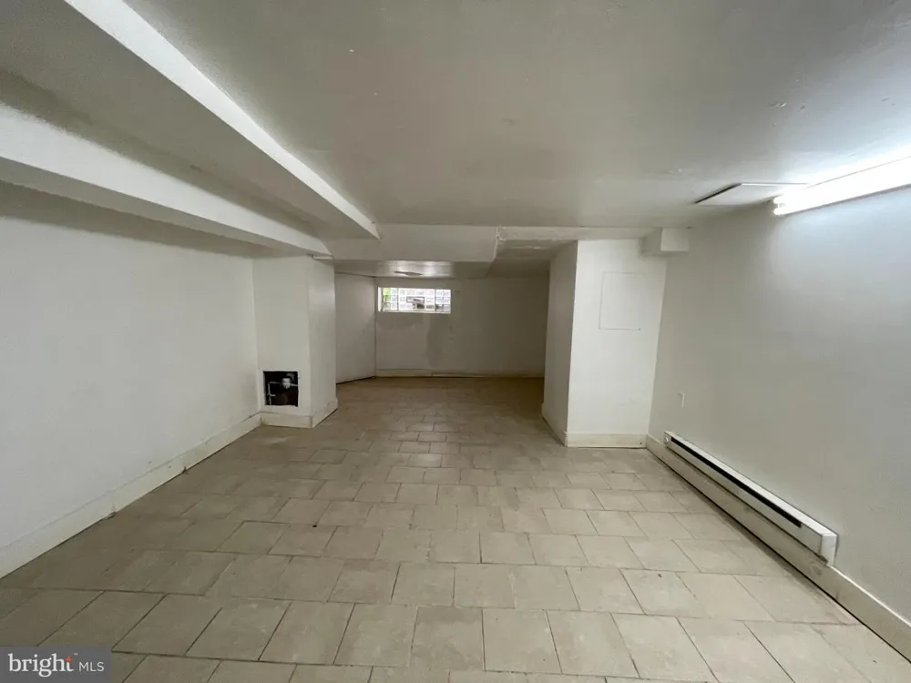 4936 9TH STREET Philadelphia, PA 19141