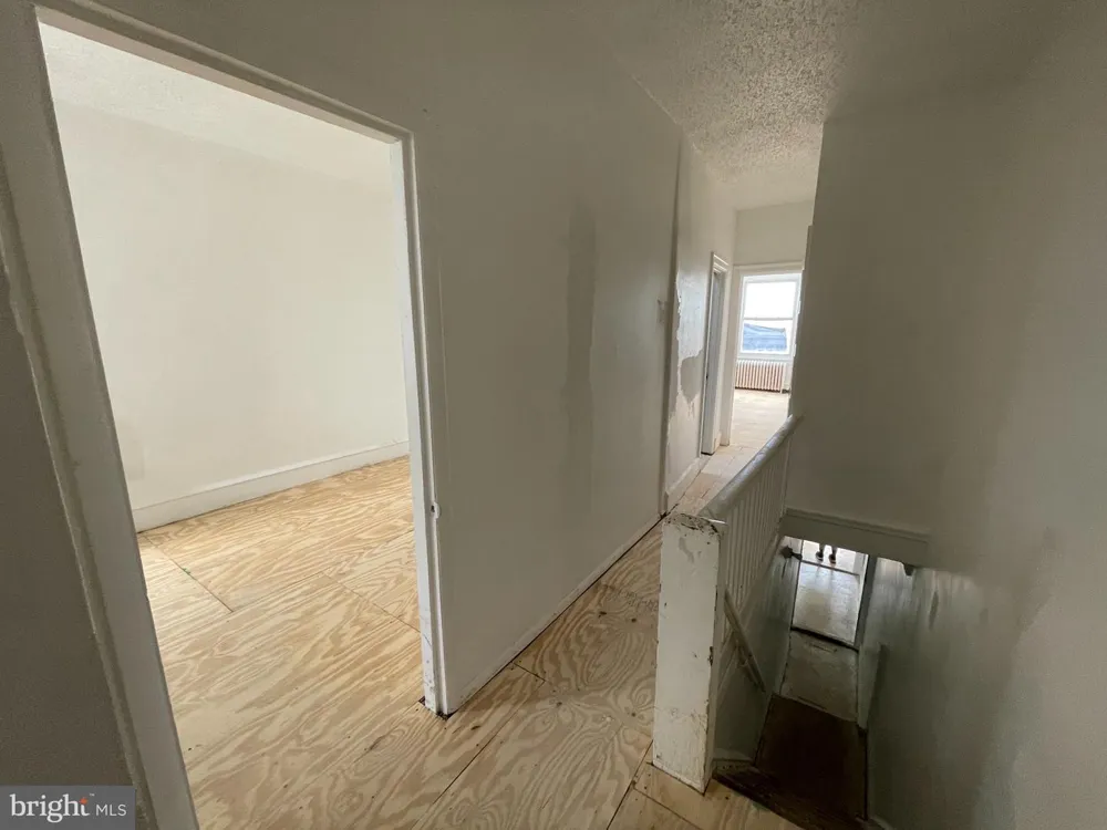 4936 9TH STREET Philadelphia, PA 19141