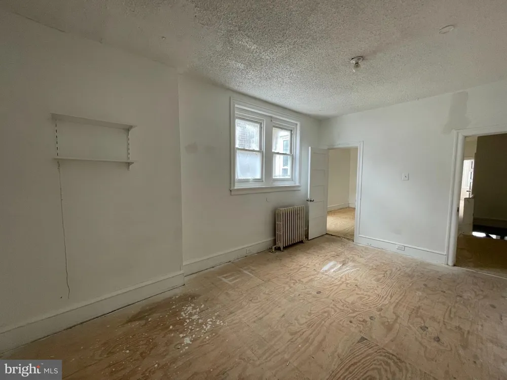4936 9TH STREET Philadelphia, PA 19141